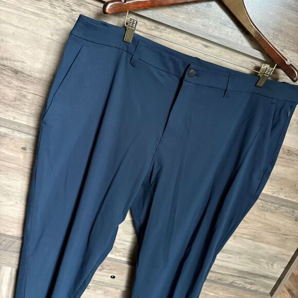 Lululemon Classic Navy Blue Dress Golf Pants Men's 40 Excellent Preworn Conditio - Picture 10 of 11
